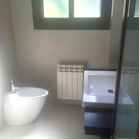 With 4 Bedrooms In Sanjenjo With Private Pool Enclosed Garden And Wifi 1 Km From The Beach * Sanxenxo